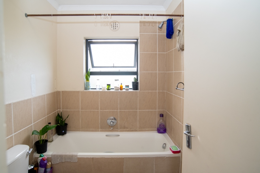 2 Bedroom Property for Sale in Parklands Western Cape